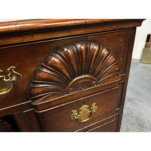 Brown Mahogany Rhode Island Desk in the style of John Townsend For Sale - Image 8 of 18