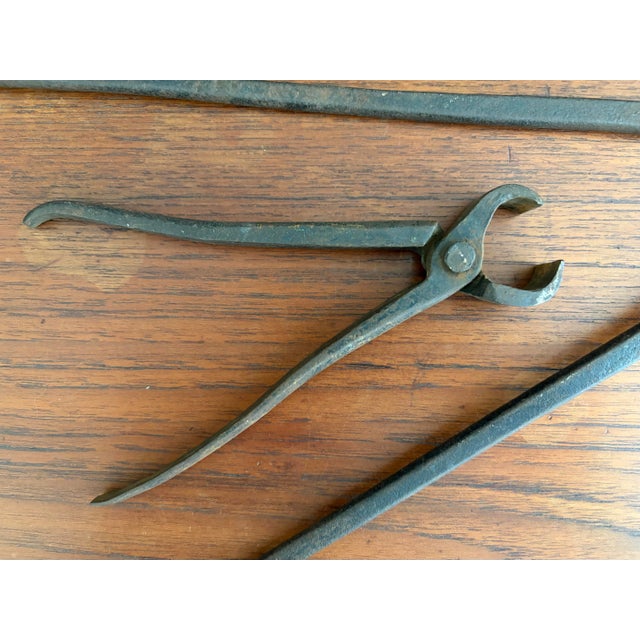 Farmhouse 19th Century Hand-Forged Iron Blacksmith's Tongs & End Nippers - Primitive Tool Collection For Sale - Image 3 of 4