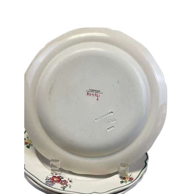 Ivory Vintage Wedgwood Etruria English Floral Creamware Salad Plates With Scalloped Green Rims — Set of Four For Sale - Image 8 of 18