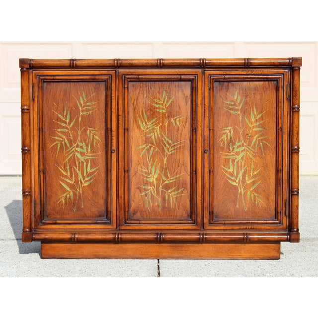 Vintage Brandt Embassy Collection Hollywood Regency Faux Bamboo Credenza Cabinet With Hand-Painted Bamboo Motif – Asian Chinoiserie Sideboard Console For Sale In Naples, FL - Image 6 of 18