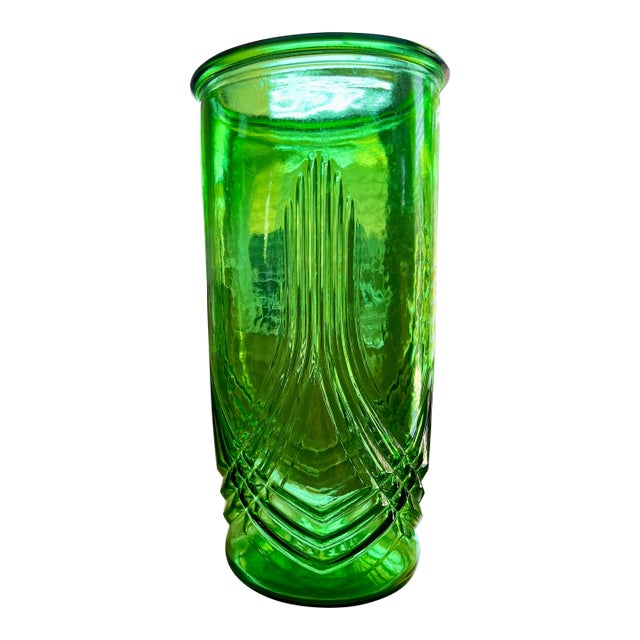 Vintage Hoosier Green Glass Art Deco Vase For Sale