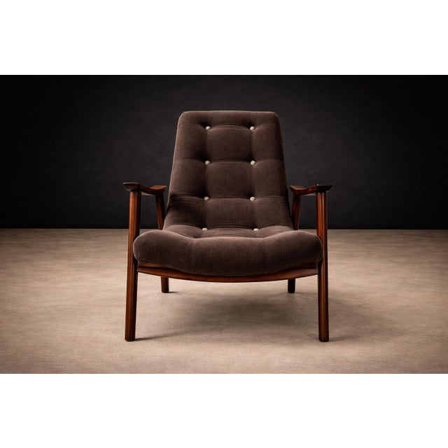 Brazilian Modern Pair of Armchairs in Brazilian Hardwood & Fabric, Gelli, Brazil, 1960s - Lot 508 For Sale - Image 13 of 16
