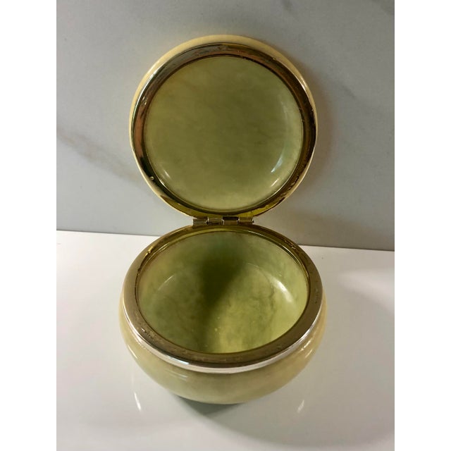 This simply elegant Round Hinged Italian Box in Alabaster will add a nice touch of vintage to your decor. Handmade with...