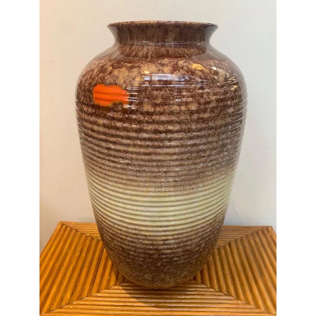 Model 147 Ceramic Floor Vase from Höhr, 1960s For Sale - Image 6 of 6