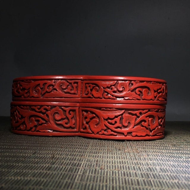 Art Deco Vintage Cinnabar Carved Lacquer Box With Peony Motif For Sale - Image 3 of 6