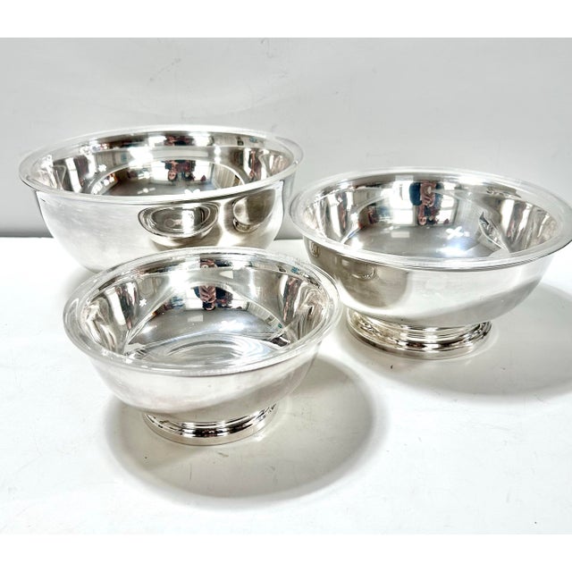 Elegant Vintage Silver-Plated Footed Serving Bowls Food-Safe Insert, Classic Tableware - Set of 3 For Sale - Image 9 of 12