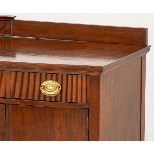 American Federal Style Mahogany Sideboard For Sale In New York - Image 6 of 9