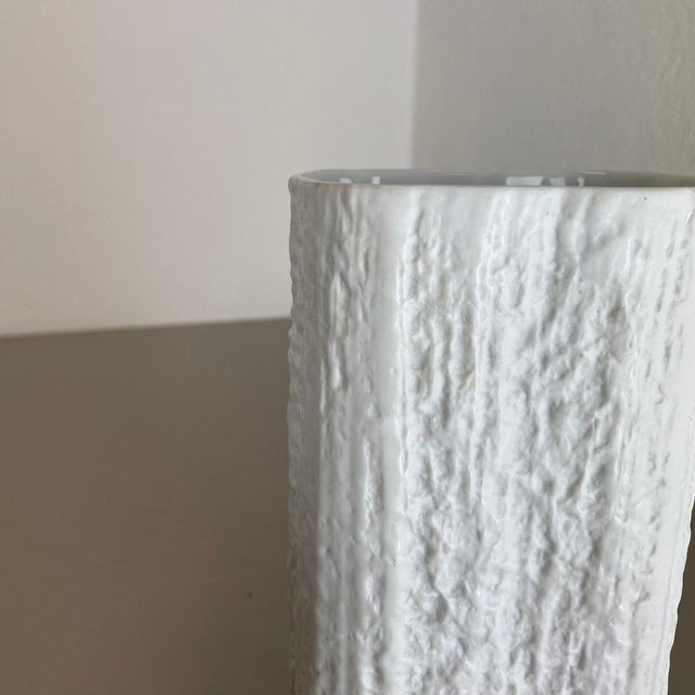 Op Art Vase by Martin Freyer for Rosenthal, Germany, 1970s For Sale - Image 11 of 18