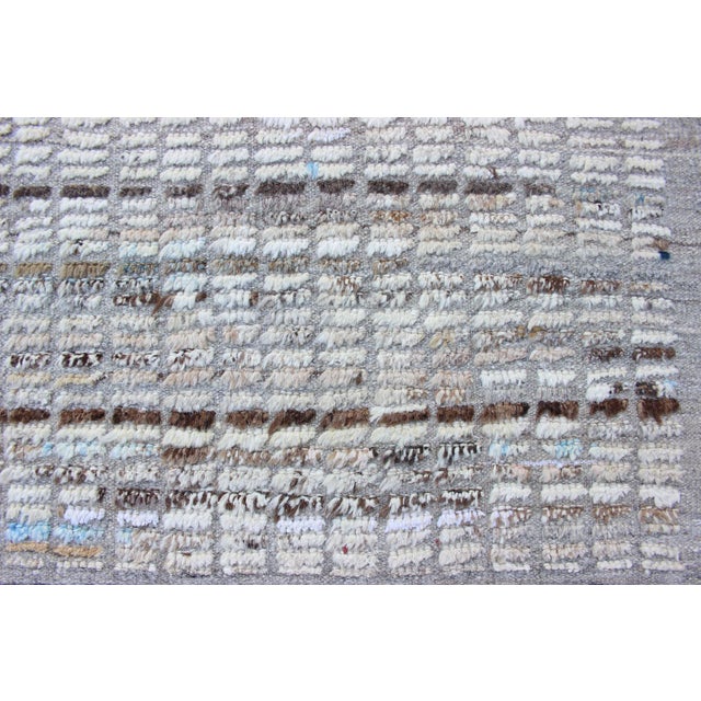 Early 21st Century Moroccan Tribal Rug With Textured Grid Pattern in Ivory, Taupe, and Soft Blue 8'8 X 11'7 For Sale - Image 5 of 15