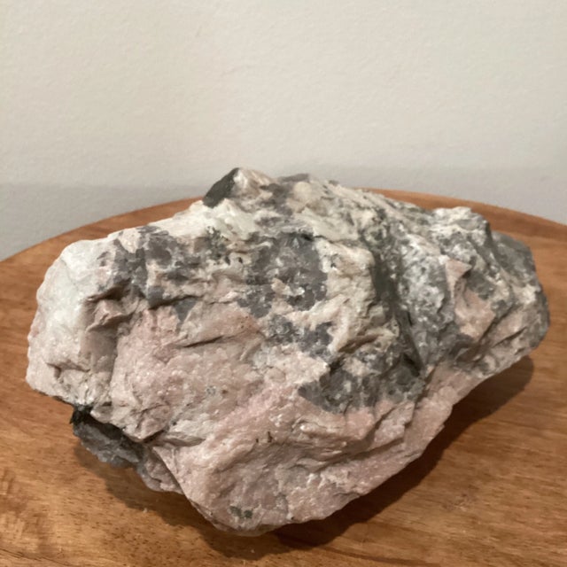 Mid 20th Century Extra Large Pink Petalite Boulder High Vibration Synergy Stone From Namibia For Sale - Image 11 of 12