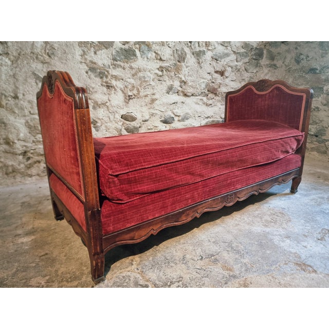 Antique Louis XV French Adjustable Beechwood Frame Daybed, 1920s For Sale - Image 4 of 18
