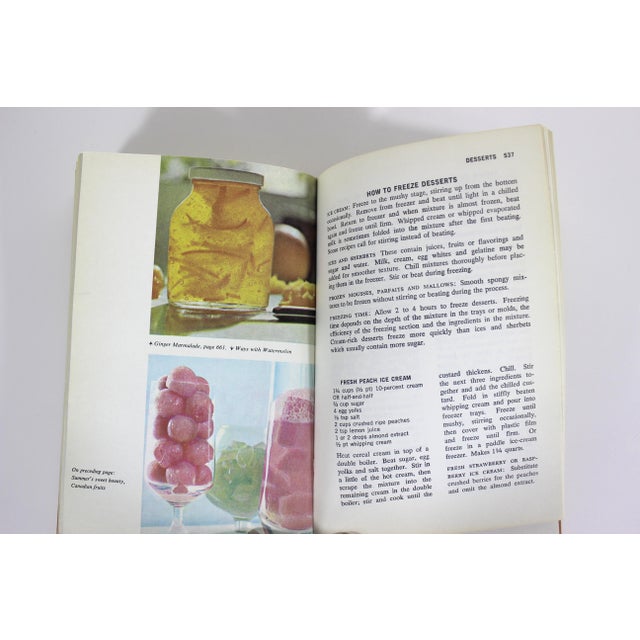1967 Chatelaine Cookbook the Definitive Canadian Cookbook Retro Kitchen Decor, Old Linen Hardcover Gift Foodie For Sale - Image 11 of 11