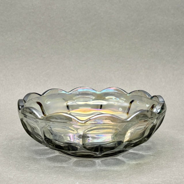 Mid-Century Modern Vintage Federal Glass “Colonial Yorktown” Smoke Carnival Glass Bowl For Sale - Image 3 of 7