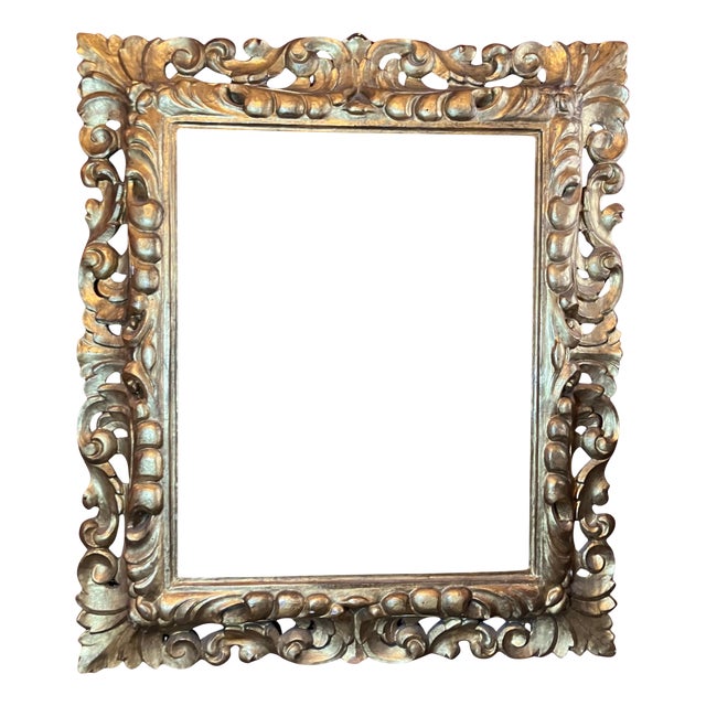 Italian Baroque Hand-Carved Gilded Wood Frame, 17th Century For Sale