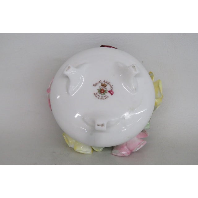 Royal Adderley Bone China Floral Basket of Roses Figurine Made in England 5054b For Sale - Image 10 of 18