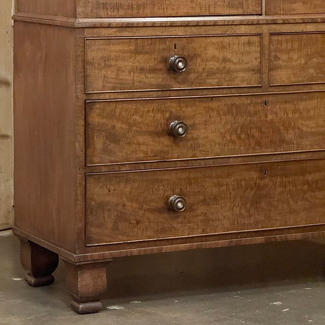 19th Century English Figured Walnut Linen Press ~ Wardrobe For Sale - Image 10 of 18
