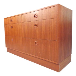 Scandinavian Modern Six-Drawer Dresser For Sale