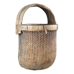 Early 20th Century Antique Chinese Hand Woven Willow Rice Gathering Basket Bentwood Handle Bucket
