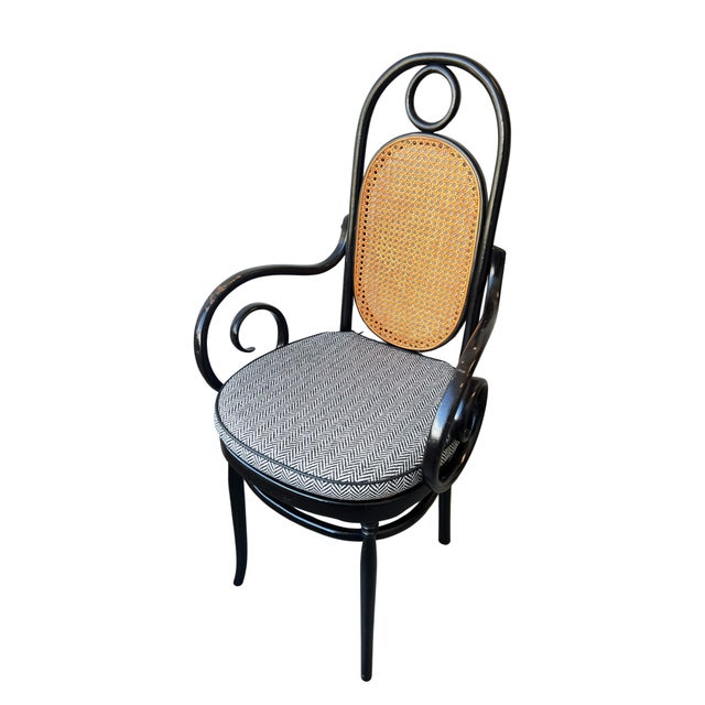 This beautiful set of 6 original vintage Thonet dining chairs features high backs, woven webbing seats and backrests, and...