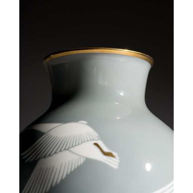 Ceramic German Flying Swans Vase in Glossy Porcelain from Rosenthal, 1950s For Sale - Image 7 of 10