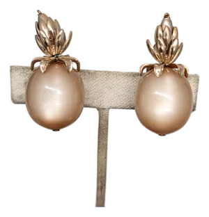 Vintage 1950s Signed Napier Goldtone Peach "Moonglow" Clip Earrings -2 Pieces
