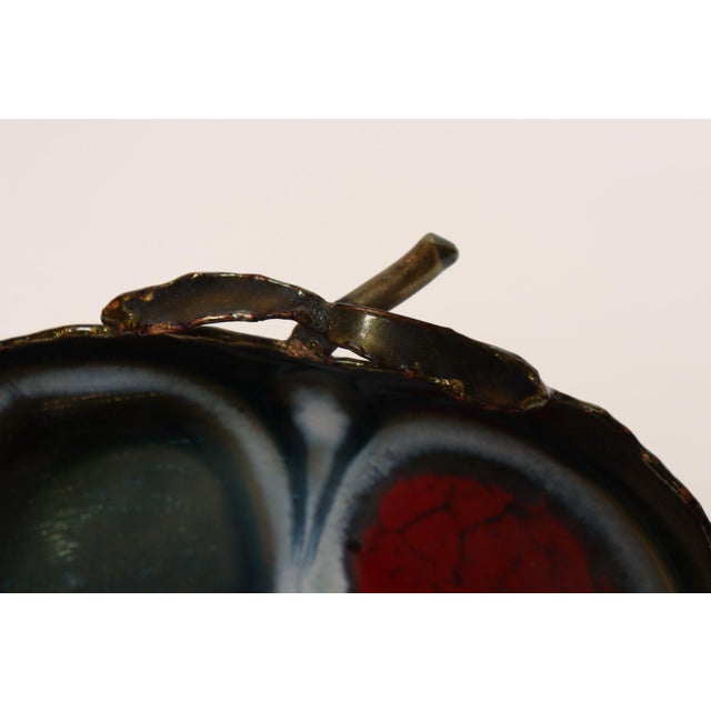Italian Modern Enamel on Copper "Apple" Dish by Rame d'Arte Lavorazione Laurana For Sale - Image 16 of 17