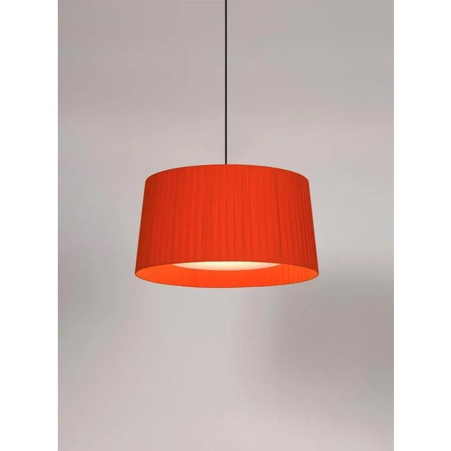 Contemporary Red GT5 Pendant Lamp by Santa & Cole For Sale - Image 3 of 9