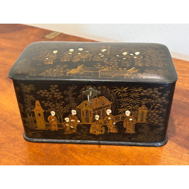 19th Century English Chinoiserie Papier-Maché Tea Caddy For Sale - Image 14 of 16