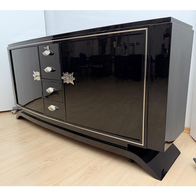 Art Deco Sideboard in Black Lacquer, Maple & Chrome, France, 1930 For Sale - Image 3 of 18