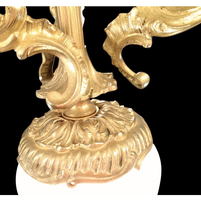 Antique French Art Nouveau Bronze 4-Light Chandelier with Frosted Glass Tulip Flower Shades and Acanthus Leaves, 1890s For Sale - Image 17 of 18