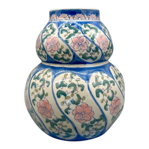 Vintage Chinese Double Gourd Porcelain Vase – Hand Painted Floral Design