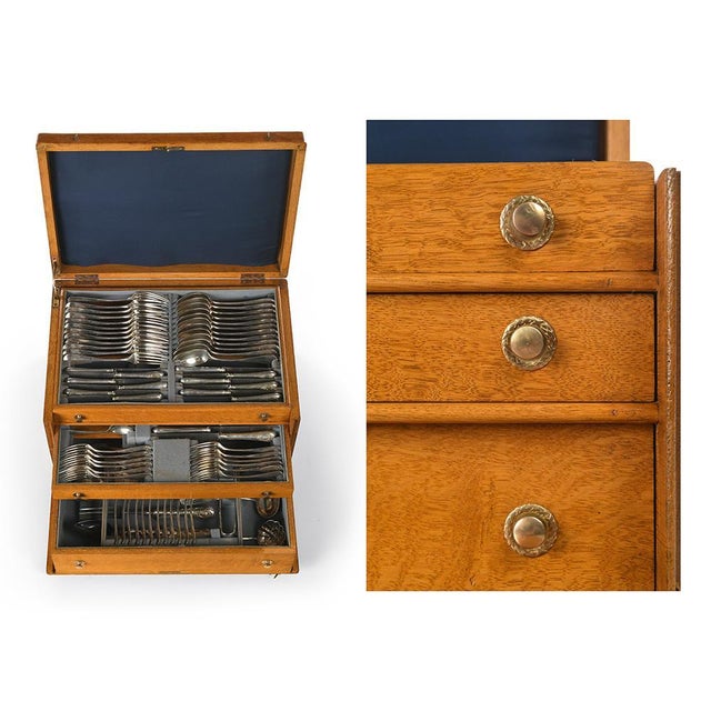 Wooden Marine Chest with Cutlery, in Good conditions. Designed before 1890 This piece is designed in the style of the...