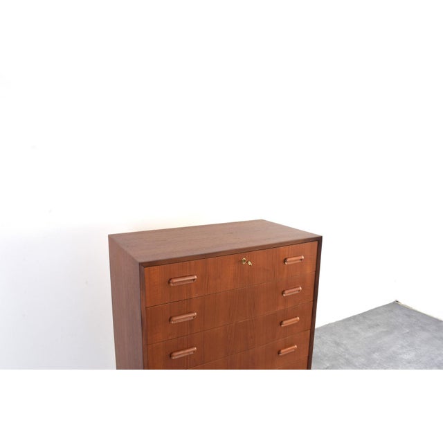 Mid-Century Modern Danish Teak Chest of Drawers, 1960s For Sale - Image 12 of 17