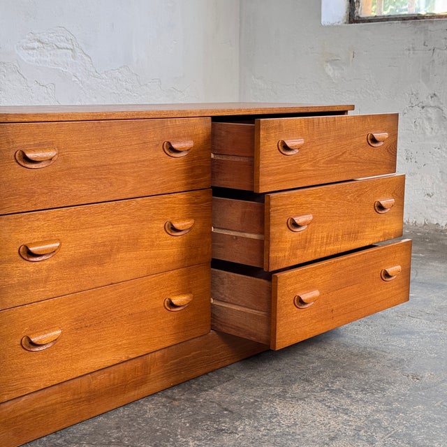 Brown Mid-Century Teak 6-Drawer Sideboard, 1960 For Sale - Image 8 of 9