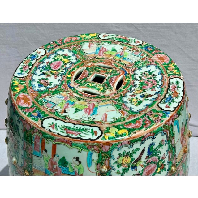 Mid 19th Century Antique Chinese Rose Medallion Porcelain Garden Seat, Circa 1850 For Sale - Image 5 of 11