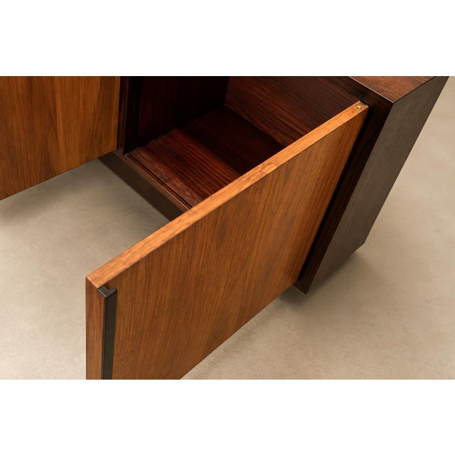 Brazilian Modern Credenza in Rosewood & Pau Marfim, Attributed to Martin Eisler, 1950s For Sale - Image 14 of 18