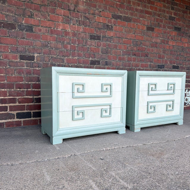 Kittinger Pair of Kittinger Greek Key 3-Drawer Chests / Nightstands For Sale - Image 4 of 12
