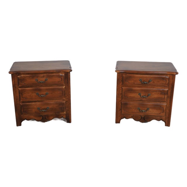 Pair of Ethan Allen Country French Maple Nightstands For Sale