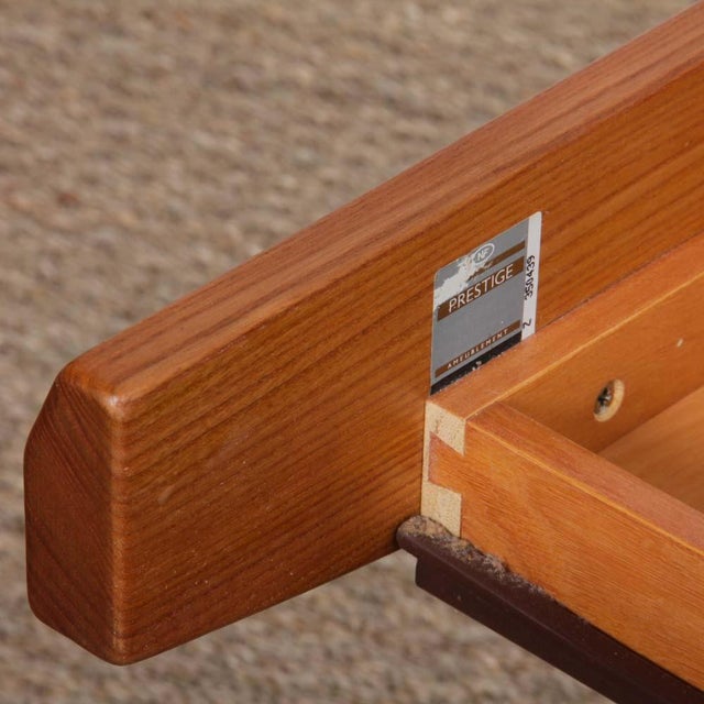 1980s French Elm Bedside Tables, 1980s, Set of 2 For Sale - Image 5 of 8