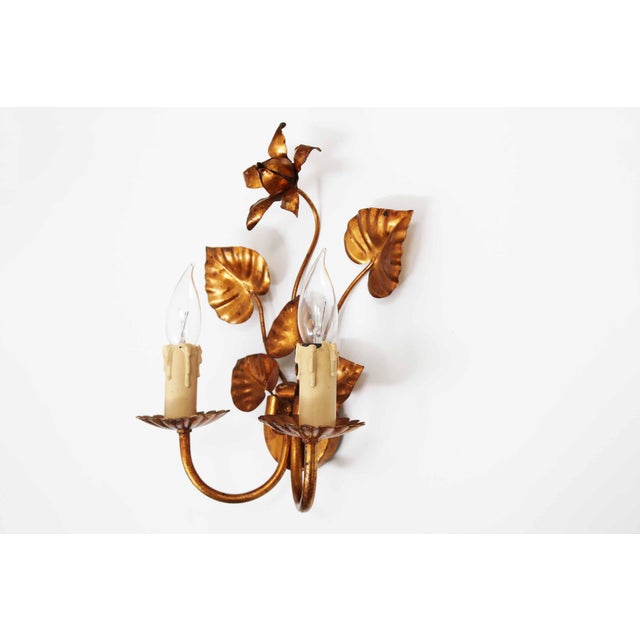 Florentine Hollywood Regency Wall Lamp, Italy, 1970s For Sale - Image 4 of 7