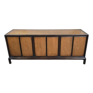 Vintage Mount Airy Mid-Century Modern Credenza Two-Tone Walnut Finish For Sale