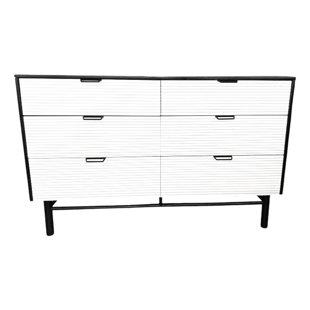 Restored Mid-Century Modern Dresser in Black & White With Ribbed Drawer Fronts For Sale