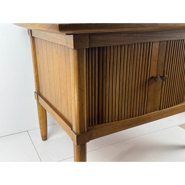 Mid 20th Century Mid 20th Century Mid Century Modern Tambour-Door Nightstand Side Table by Tomlinson For Sale - Image 5 of 10