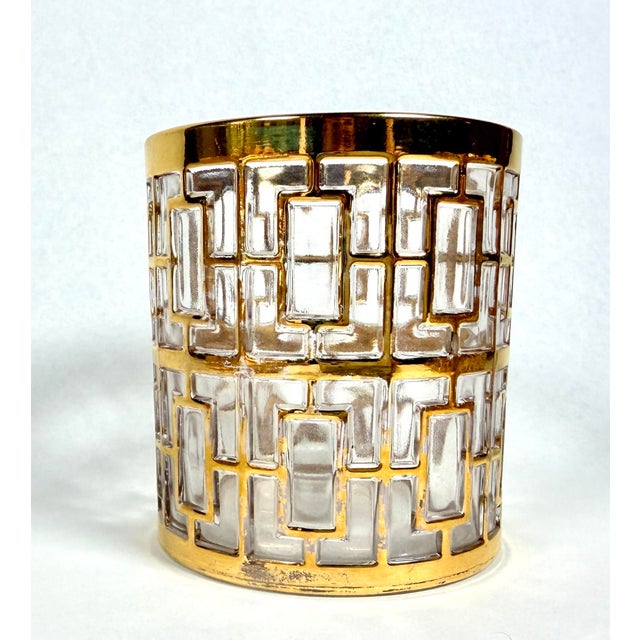 Mid 20th Century Vintage Imperial Glass Co. “Shoji” Gold Gilt Trellis Pattern Rocks Glasses - Set of 8 For Sale - Image 5 of 7