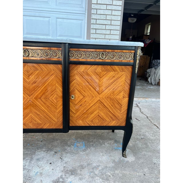 French 19th Century Louis XV Carrara Marble Top Mahogany Sideboard For Sale - Image 11 of 12