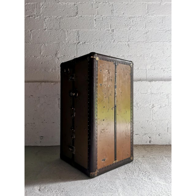 Brown Large Antique Wardrobe/Steamer Trunk, USA, 1920s For Sale - Image 8 of 18