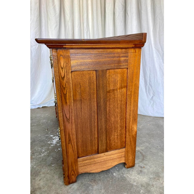 Antique Victorian Solid Tiger Oak Chest of Drawers For Sale - Image 4 of 11
