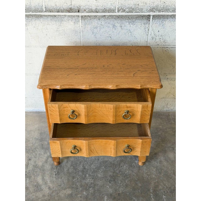 Brown Solid Oak Small Two-Drawer Dresser With Sculpted Fronts and Turned Legs Traditional Vintage 1970s For Sale - Image 8 of 9