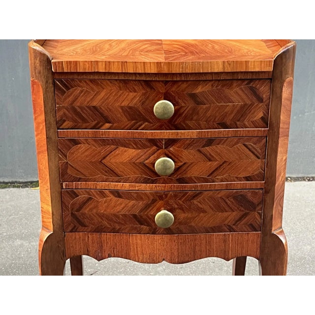 1900-1909 French Antique Shabby Louis XV Style Side Table Nightstand For Sale - Image 4 of 9