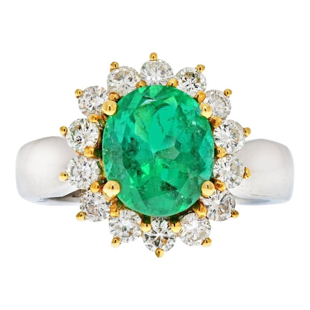 3 Carat Vivid Green Colombian Emerald and Diamond Halo Ring 18K White Gold, Size 7 For Sale